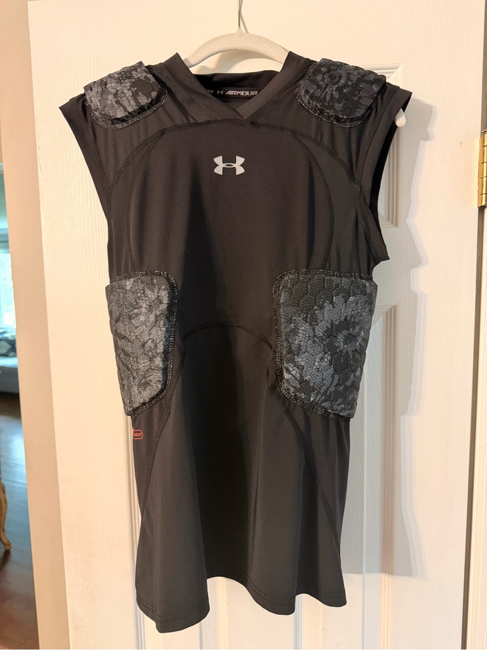 Under Armour Black Sleeveless Padded Compression Shirt, never worn